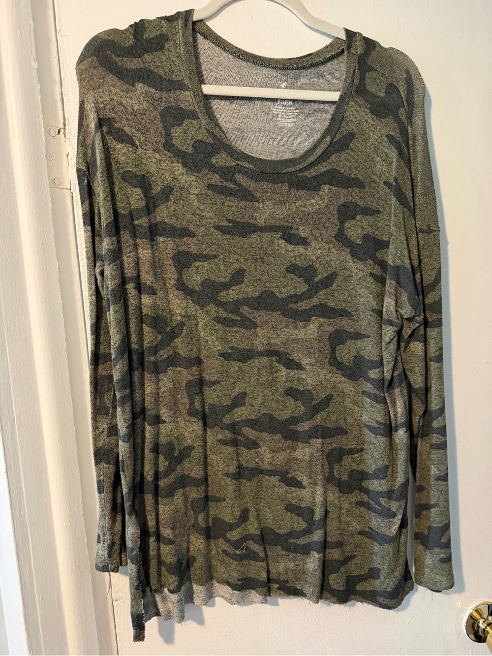 American Eagle Outfitters Olive Green Camo Long Sleeve Top